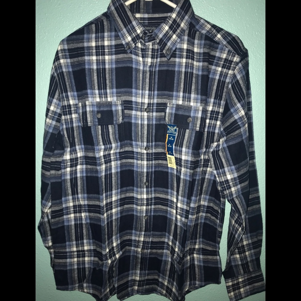 Men’s long sleeve button down shirt